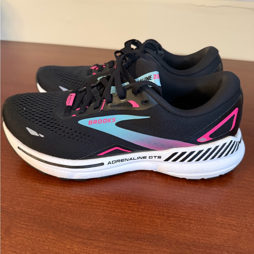 Brooks Black Running Sneakers with Teal and Pink Accents - Picture 2 of 6